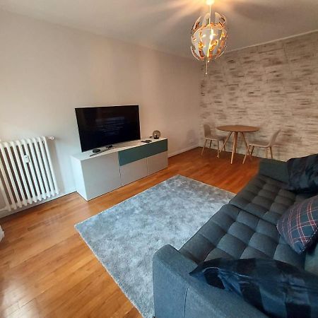 Bel Appartement 2 Pieces, Sortie De Metro Ligne 8 Charenton-le-Pont Dış mekan fotoğraf