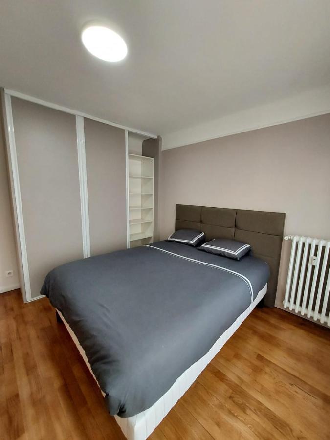 Bel Appartement 2 Pieces, Sortie De Metro Ligne 8 Charenton-le-Pont Dış mekan fotoğraf